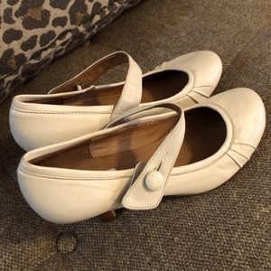 Steve Madden Mary Jane pumps size 9